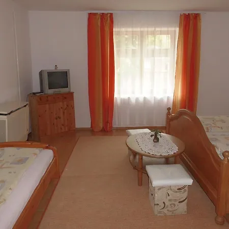Apartment Fenyves *